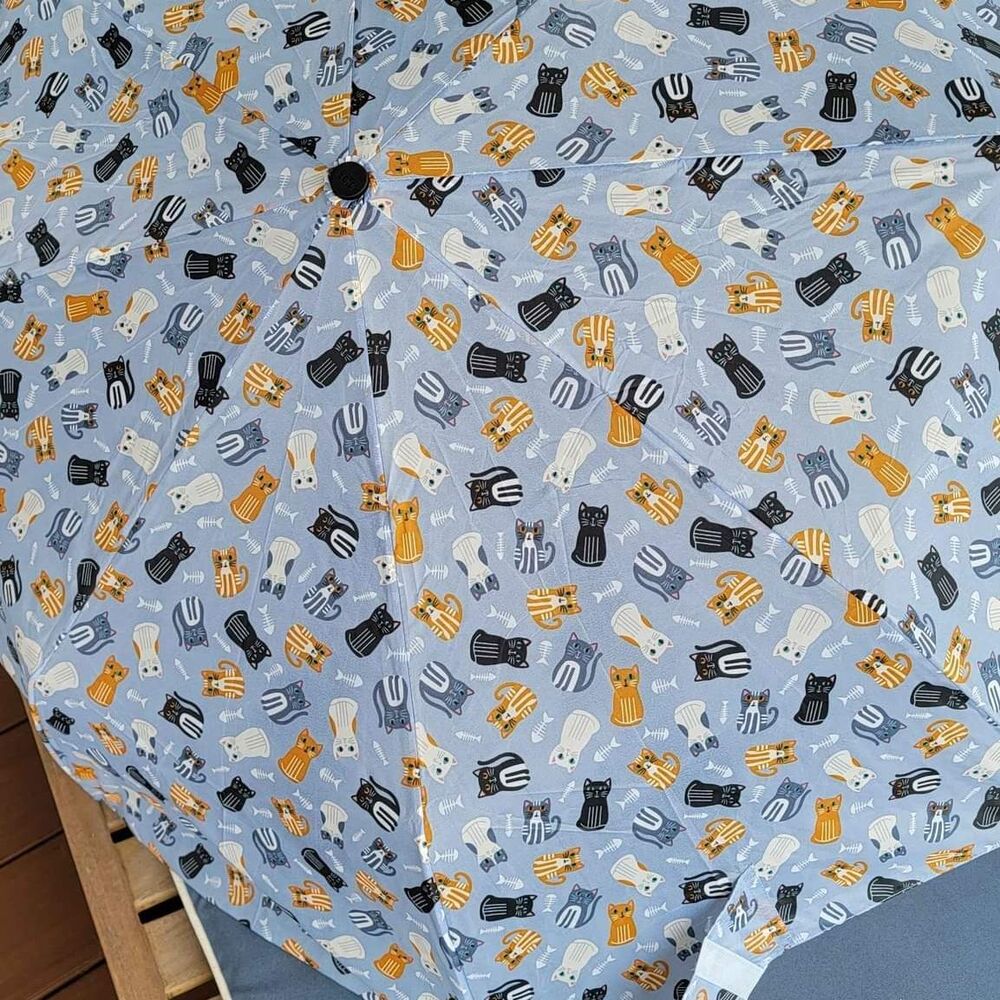 TOTES Automatic Compact Umbrella Recycled Fabric Cat Pattern- New w Tags